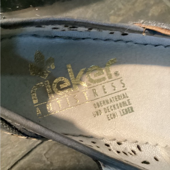 Riskier - Picture 5 of 10